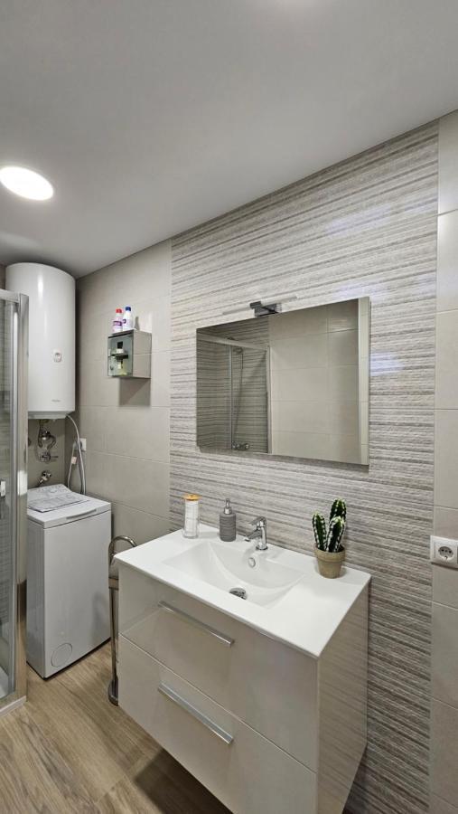 Apartamento Adriano Santiponce Extérieur photo